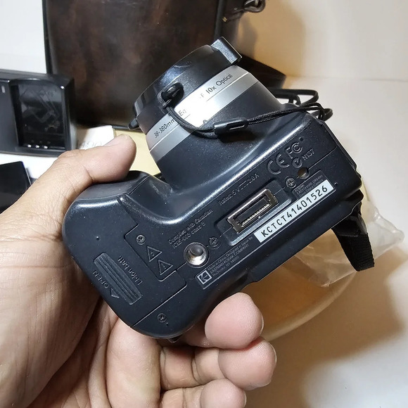 Vintage KODAK EASYSHARE DX6490 Digital Camera Bundle 2 Batteries Leather Case wo - Picture 7 of 11